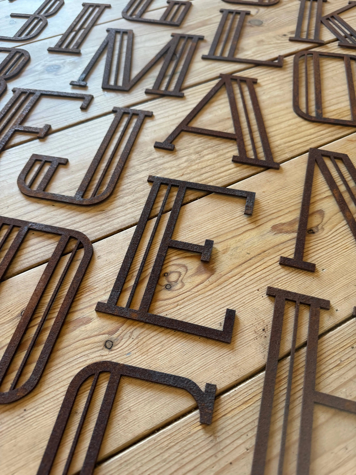 Rustic Art Deco Signs Rusty Metal Alphabet Letters – Home & Garden A-Z 0-9
