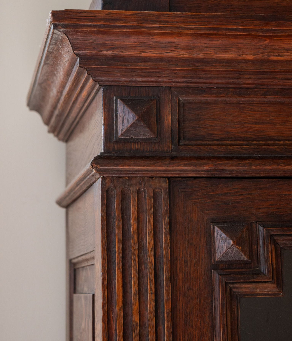 Late-19th Century Oak Glazed Armoire with Reeded Pilasters