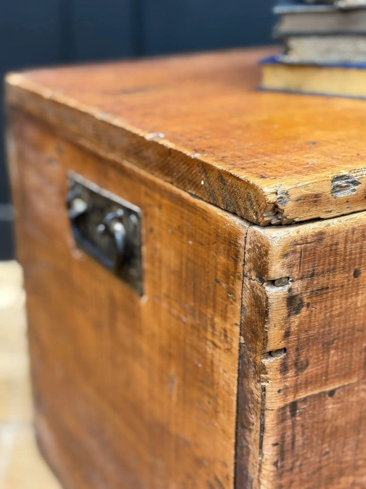 Antique Pine Storage Chest – Rustic Blanket Box / Coffee Table Trunk