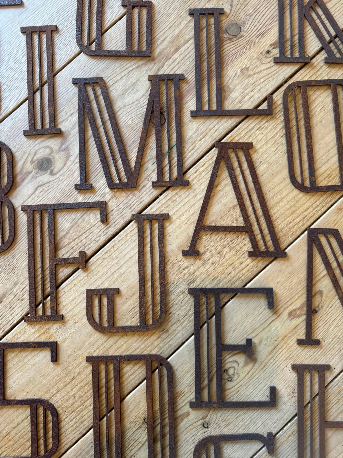 Rustic Art Deco Signs Rusty Metal Alphabet Letters – Home & Garden A-Z 0-9