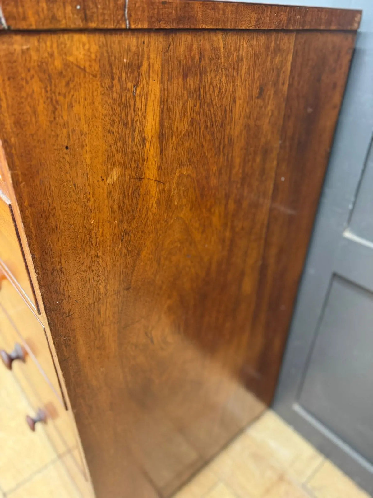 Antique Victorian Mahogany Chest of Drawers Hobbs & Co / Bedroom Storage