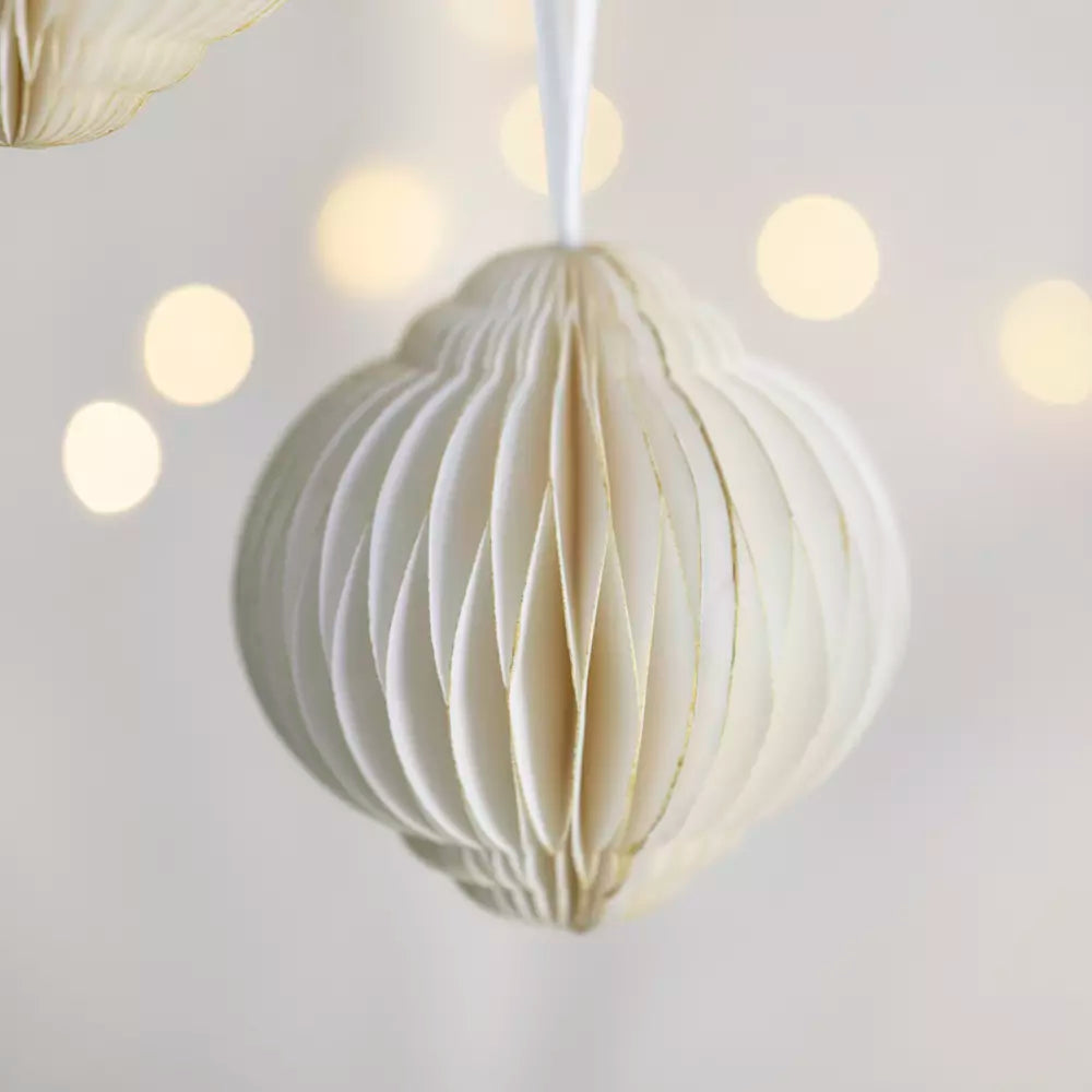 Honeycomb Decoration Ornate Boule Ivory