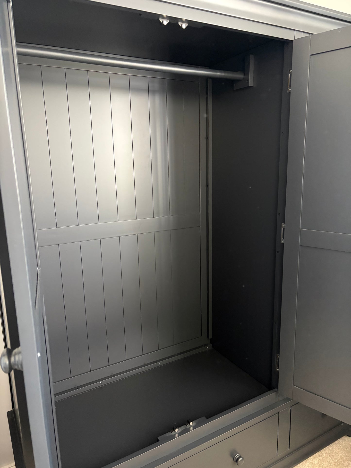 The Cotswold Company Chantilly Triple Wardrobe